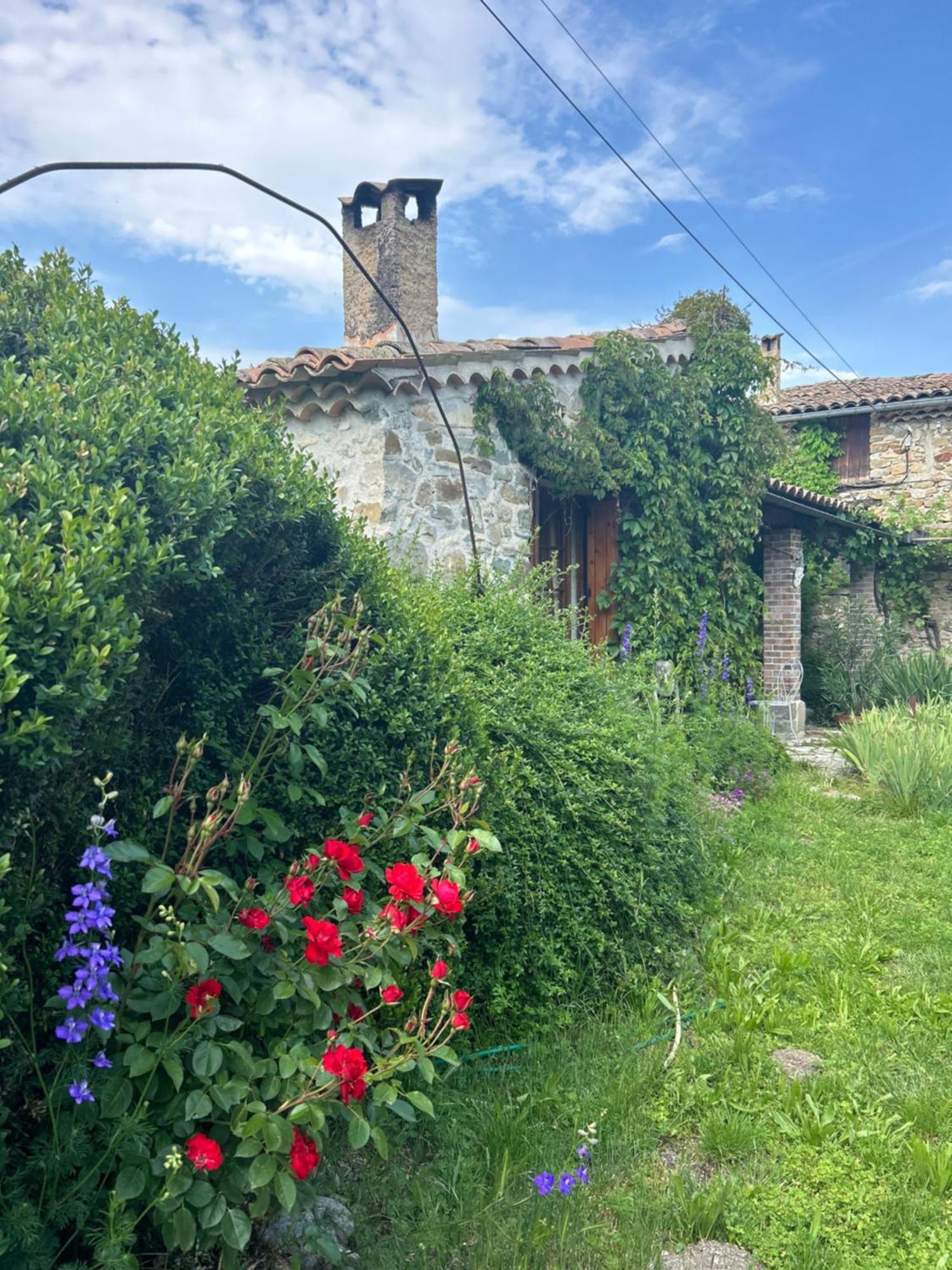 Gites Chameyer Rosans Exterior photo