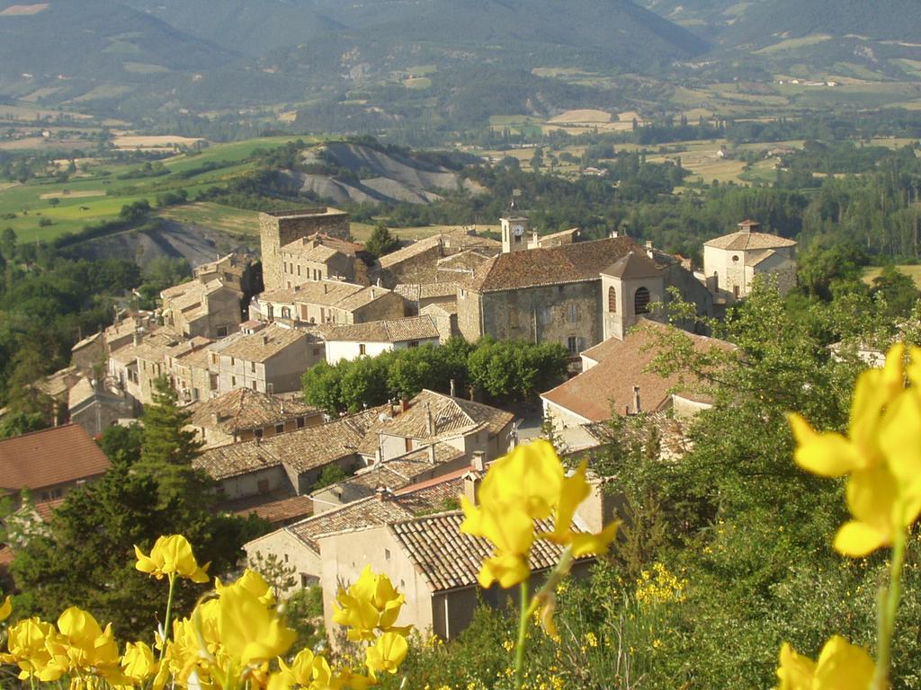 Gites Chameyer Rosans Exterior photo