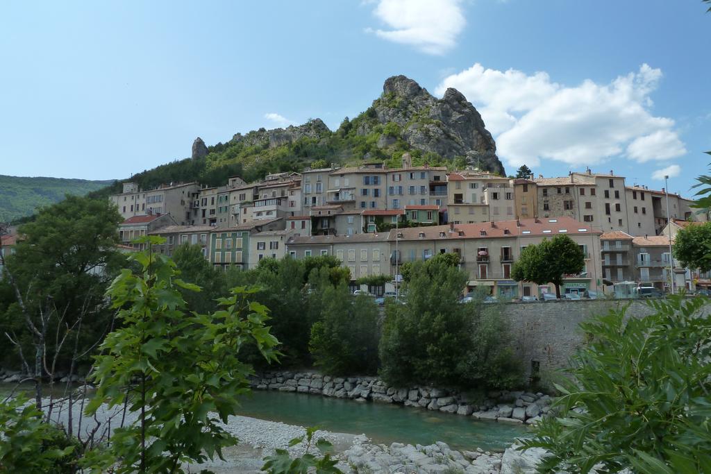 Gites Chameyer Rosans Exterior photo